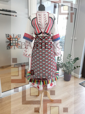 Дамски носии